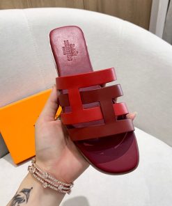 Hermes Amore Slides Women Calfskin In Burgundy