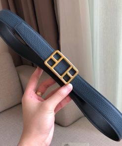 Hermes Cape Buckle 32MM Reversible Belt Togo Leather In Navy Blue