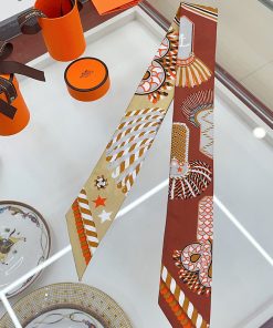 Hermes Epaulettes De Gala Twilly In Beige
