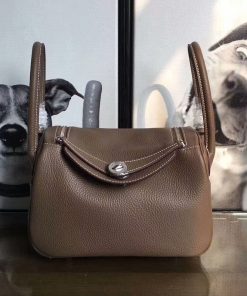 Hermes Lindy Bag Clemence Leather Palladium Hardware In Coffee