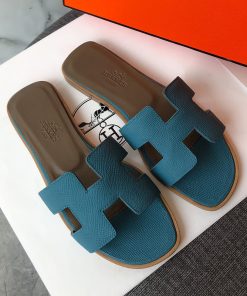 Hermes Oran Slides Women Grain Calfskin In Blue