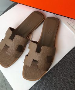 Hermes Oran Slides Women Grain Calfskin In Coffee