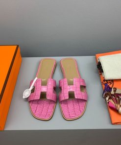 Hermes Oran Slides Women Crocodile Leather In Pink