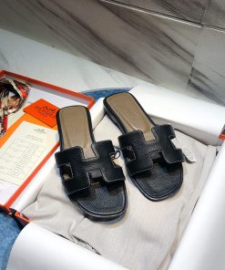 Hermes Oran Slides Women Calf Leather In Black